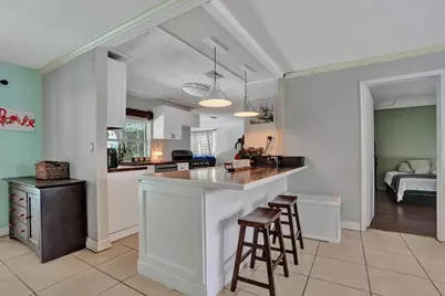 2161 NW 84th Way, Sunrise, FL 33322 - Photo 3