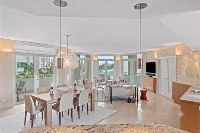 300 SE 5th Avenue #4140, Boca Raton, FL 33432 - Photo 5