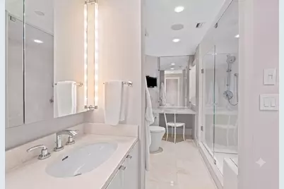300 SE 5th Avenue #4140, Boca Raton, FL 33432 - Photo 17