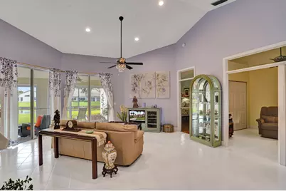 7204 Ashford Lane, Boynton Beach, FL 33472 - Photo 11