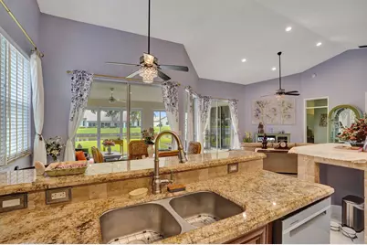 7204 Ashford Lane, Boynton Beach, FL 33472 - Photo 17