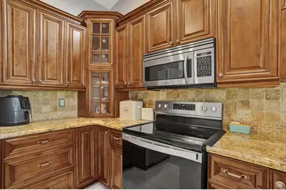7204 Ashford Lane, Boynton Beach, FL 33472 - Photo 19