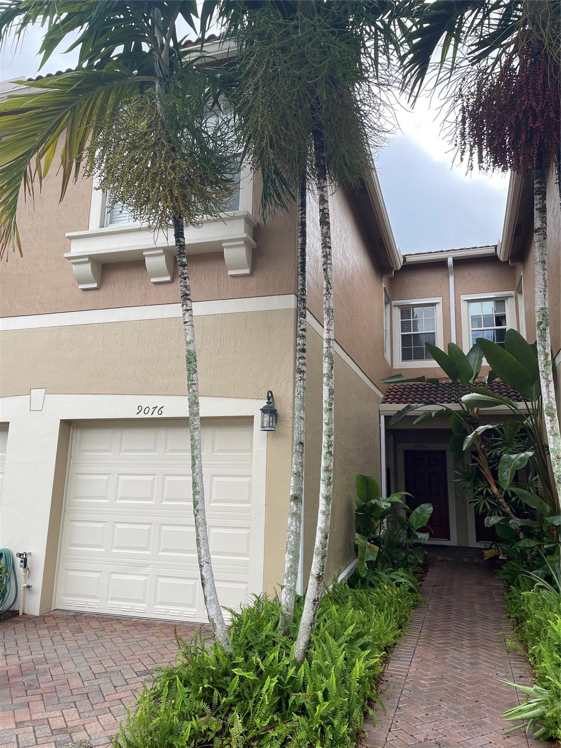 9076 Preston Pl #9076 - 9076 Preston Pl #9076, Tamarac, FL 33321 Luxury Property | Jose Angel Pina