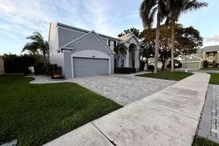 10319 Grove St, Cooper City, FL 33328 - Photo 3