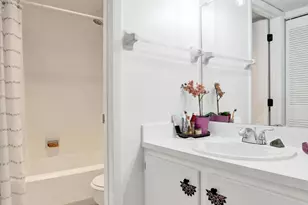 9460 Tangerine Pl, Davie, FL 33324 - Photo 21