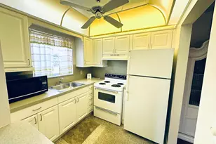 8 Grantham D, Deerfield Beach, FL 33442 - Photo 11