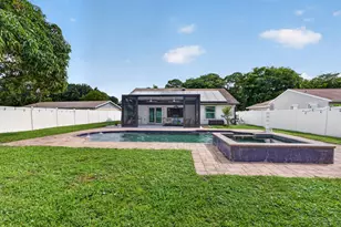 4858 Classic Dr, West Palm Beach, FL 33417 - Photo 7