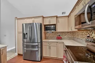 9744 Majestic Way, Boynton Beach, FL 33437 - Photo 11