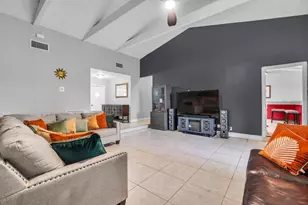 7461 NW 35th St, Lauderhill, FL 33319 - Photo 25
