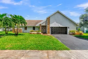 7461 NW 35th St, Lauderhill, FL 33319 - Photo 3