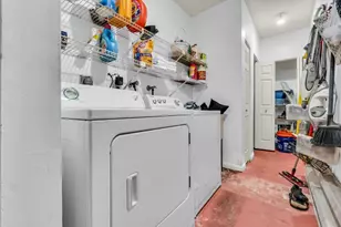 7461 NW 35th St, Lauderhill, FL 33319 - Photo 33