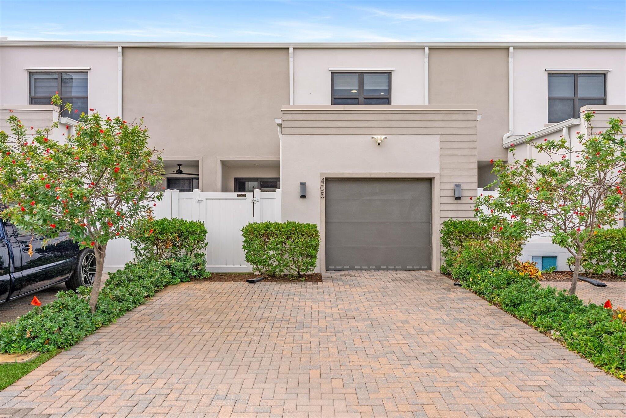 405 NW 17th St - 405 NW 17th St, Fort Lauderdale, FL 33311 Luxury Property | Jose Angel Pina