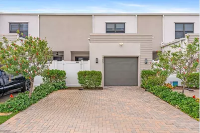 405 NW 17th Street, Fort Lauderdale, FL 33311 - Photo 1