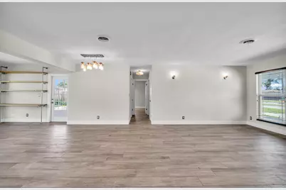 921 SE 15th Court, Deerfield Beach, FL 33441 - Photo 15