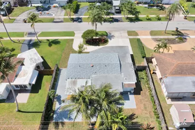 921 SE 15th Court, Deerfield Beach, FL 33441 - Photo 35