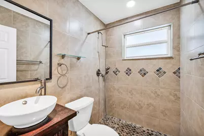 921 SE 15th Court, Deerfield Beach, FL 33441 - Photo 19