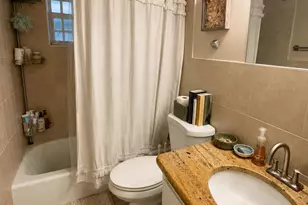 1366 SE 4th Ave, Deerfield Beach, FL 33441 - Photo 11