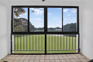 3604 Bridgewood Dr, Boca Raton, FL 33434 - Photo 5