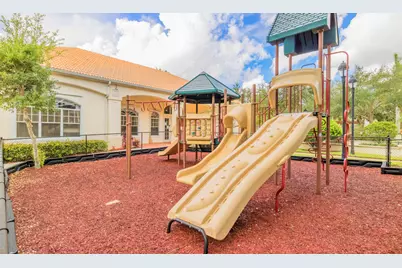 1108 Myrtlewood Circle E, Palm Beach Gardens, FL 33418 - Photo 29