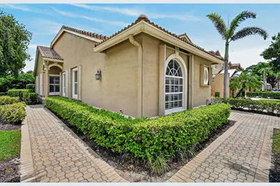 7007 Torrey Pines Circle, Port Saint Lucie, FL 34986 - Photo 3