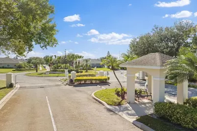 5765 W 1st Square SW, Vero Beach, FL 32968 - Photo 35