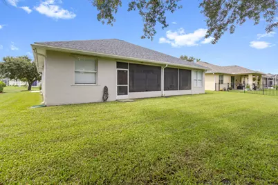 5765 W 1st Square SW, Vero Beach, FL 32968 - Photo 33