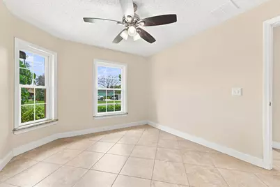 381 NE Surfside Avenue, Port Saint Lucie, FL 34983 - Photo 25