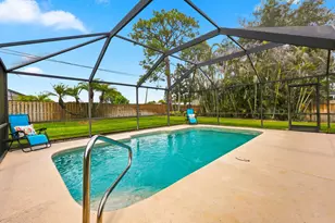 381 NE Surfside Ave, Port Saint Lucie, FL 34983 - Photo 47