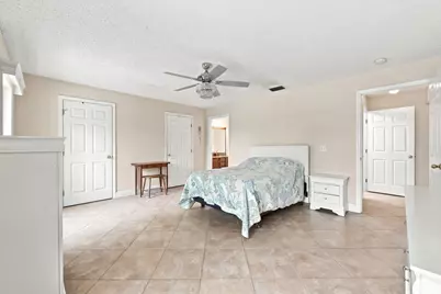 381 NE Surfside Avenue, Port Saint Lucie, FL 34983 - Photo 29
