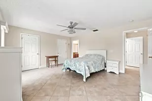 381 NE Surfside Ave, Port Saint Lucie, FL 34983 - Photo 29
