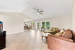 381 NE Surfside Ave, Port Saint Lucie, FL 34983 - Photo 17