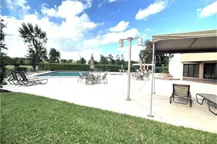 8360 Sands Point Blvd, Tamarac, FL 33321 - Photo 17