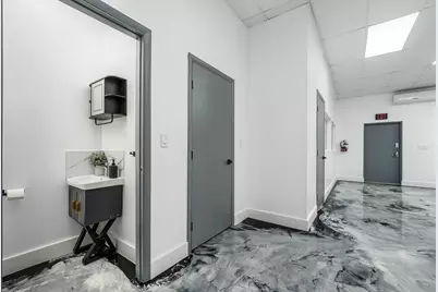 1812 SW 7th Avenue, Pompano Beach, FL  - Photo 17