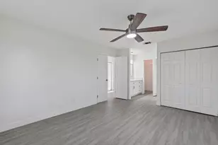 302 SW Kentwood Rd, Port Saint Lucie, FL 34953 - Photo 27