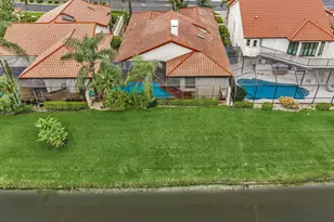22595 Esplanada Circle W, Boca Raton, FL 33433 - Photo 3