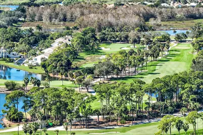 523 Brackenwood Place, Palm Beach Gardens, FL 33418 - Photo 45