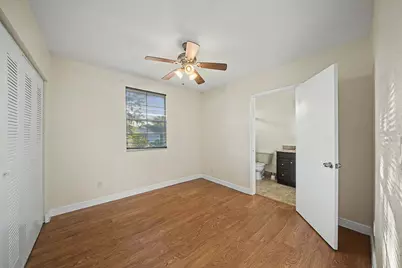 5789 Woodland Point Drive, Tamarac, FL 33319 - Photo 33