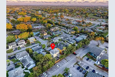 5789 Woodland Point Drive, Tamarac, FL 33319 - Photo 19