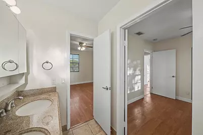 5789 Woodland Point Drive, Tamarac, FL 33319 - Photo 37