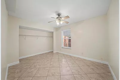 5789 Woodland Point Drive, Tamarac, FL 33319 - Photo 11