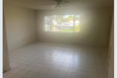 211 N 66th Avenue, Hollywood, FL 33024 - Photo 3