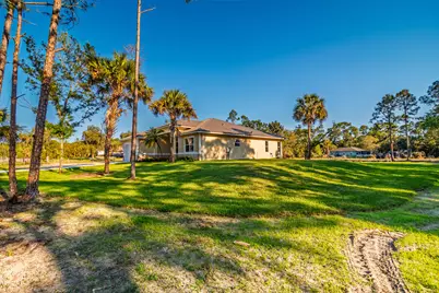 17602 63rd N, The Acreage, FL 33470 - Photo 15