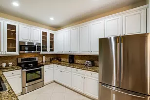 3690 Old Lighthouse Cir, Wellington, FL 33414 - Photo 9