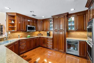10627 Wheelhouse Cir, Boca Raton, FL 33428 - Photo 3