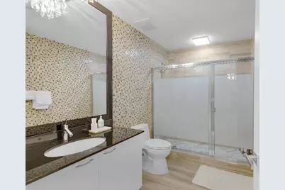 15811 Collins Avenue #2207, Sunny Isles Beach, FL 33160 - Photo 27