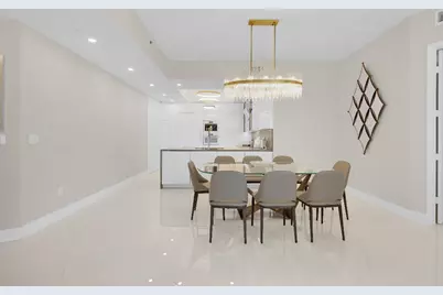 15811 Collins Avenue #2207, Sunny Isles Beach, FL 33160 - Photo 3