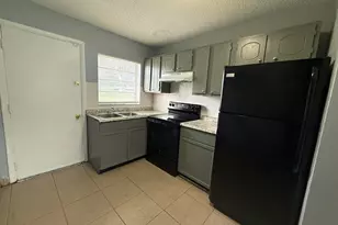 5006 Sanibel Ave, Fort Pierce, FL 34951 - Photo 7