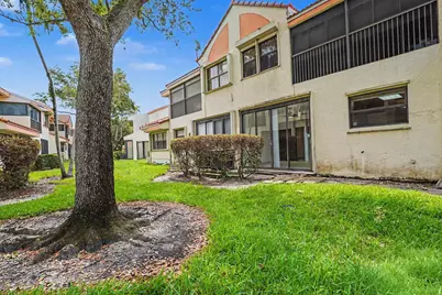 3405 Emerald Oaks Drive, Hollywood, FL 33021 - Photo 17
