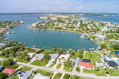 309 Fernandina Street, Hutchinson Island, FL 34949 - Photo 29
