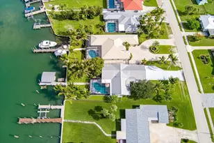 309 Fernandina St, Hutchinson Island, FL 34949 - Photo 37